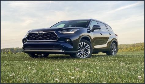 2021 Toyota Highlander Hybrid Review: An Actually Fuel Efficient Midsize SUV
